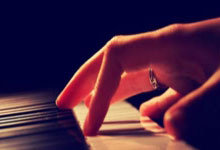 黄金回调VS比特币“崩盘”？财富机会就在眼前！